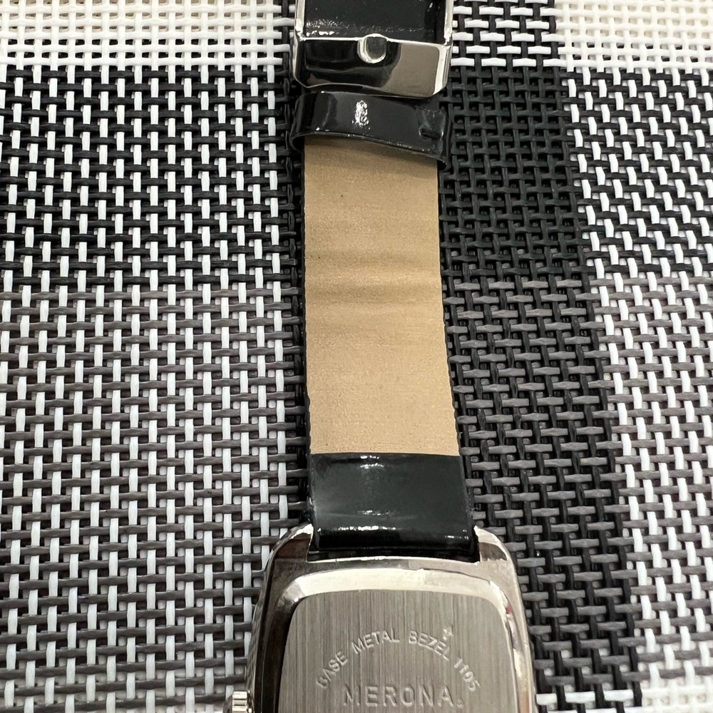 Watch - Picture 4 of 5